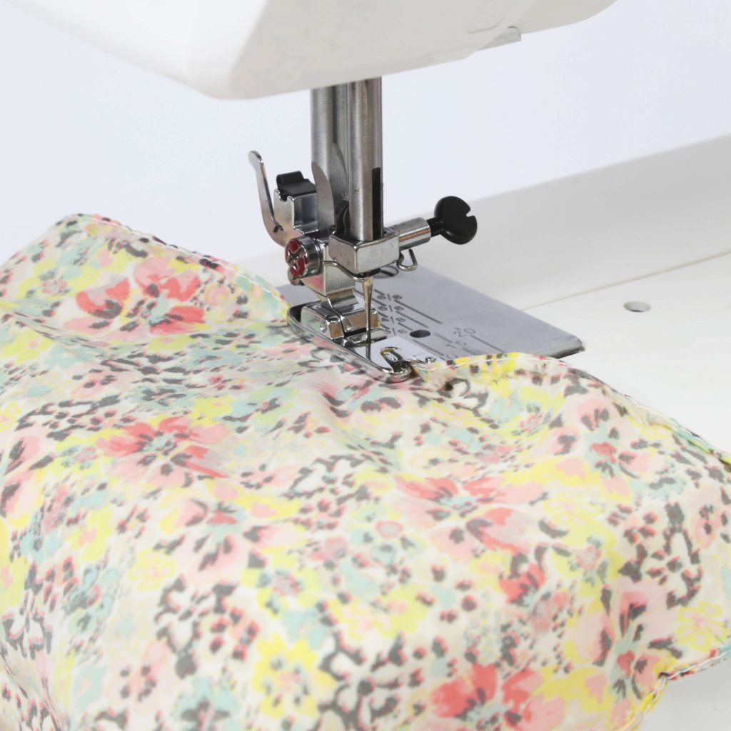 Pie para Dobladillo Fino – Janome